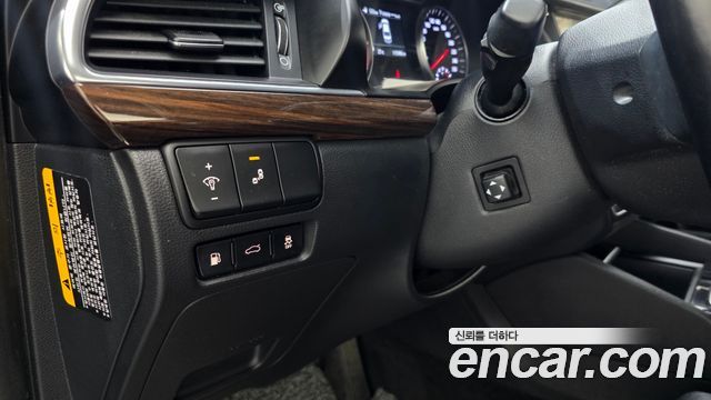 Kia K7 2018 — photo 17