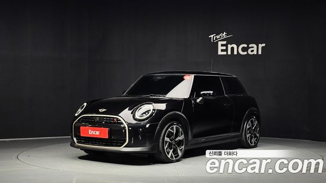 Mini Cooper 2026 — photo 1