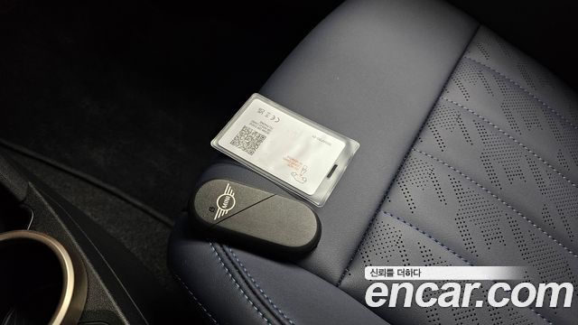 Mini Cooper 2026 — photo 22