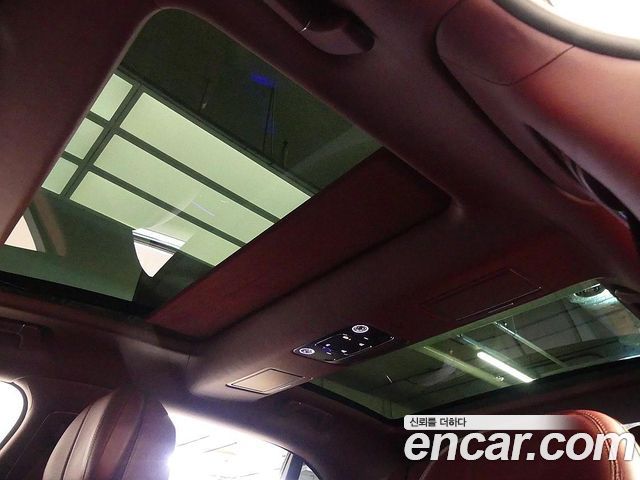 Bentley Flying Spur 2022 — photo 8