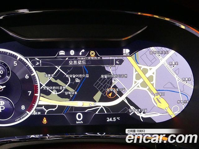 Bentley Flying Spur 2022 — photo 12