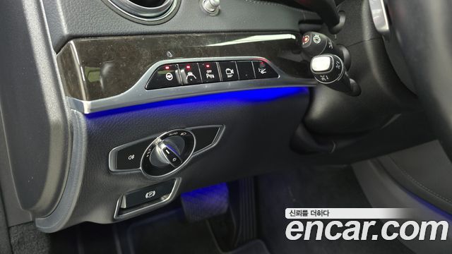 Mercedes-Benz S-Class 2016 — photo 19