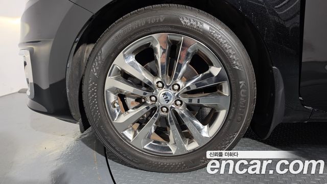 Kia Canival 2016 — photo 5