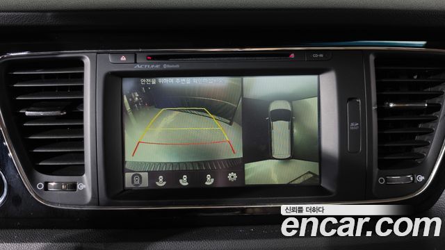 Kia Canival 2016 — photo 15