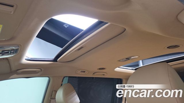 Kia Canival 2016 — photo 19