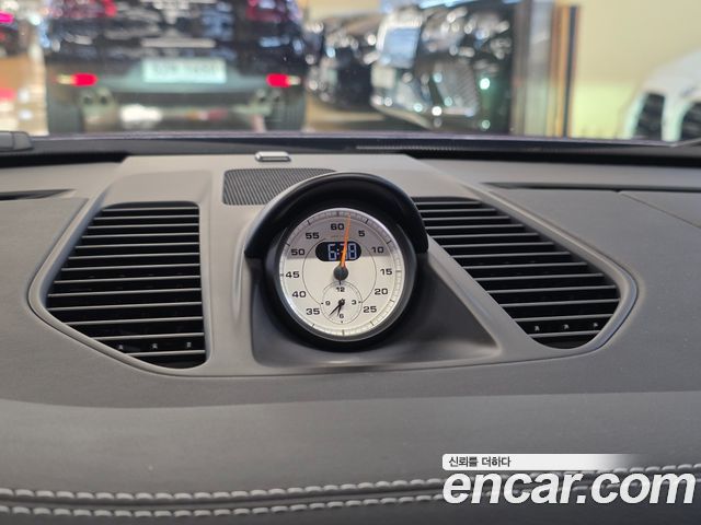 Porsche 911 2016 — photo 10