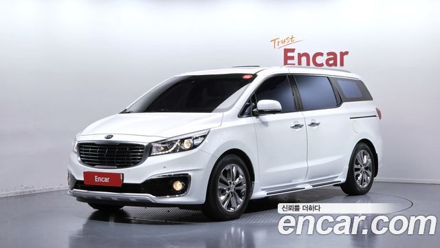 Kia Canival 2016 — photo 1