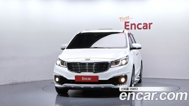 Kia Canival 2016 — photo 3