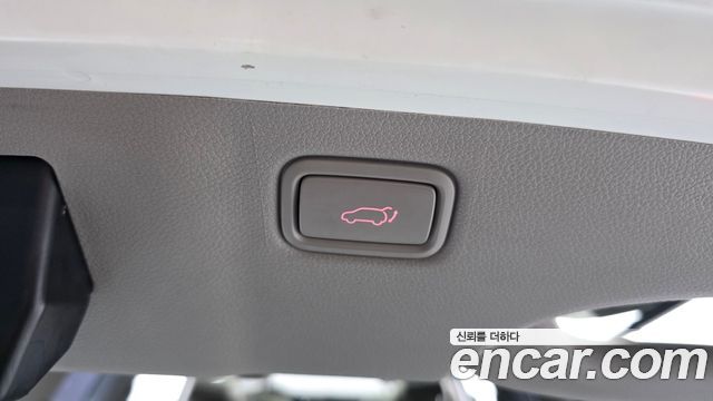 Kia Canival 2016 — photo 31