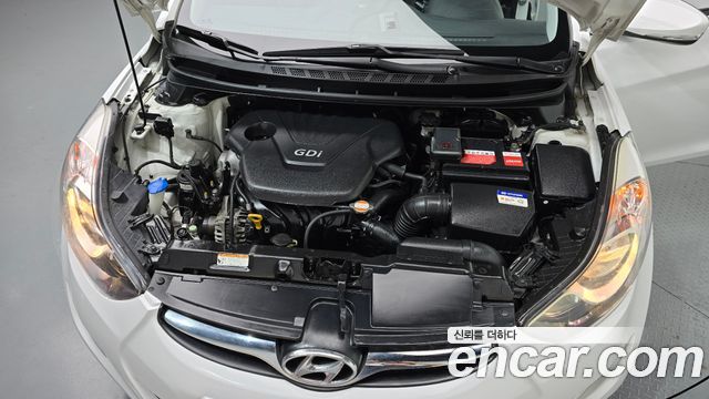 Hyundai AVANTE 2011 — photo 6