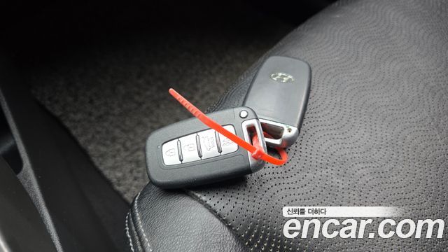 Hyundai AVANTE 2011 — photo 16
