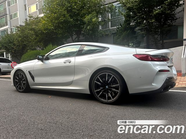 BMW 8-Series 2025 — photo 3
