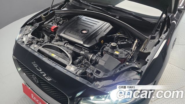 Jaguar F-PACE 2018 — photo 6