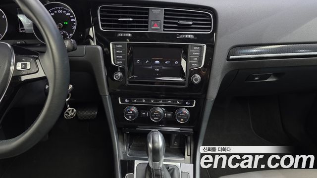 Volkswagen Golf 2015 — photo 14