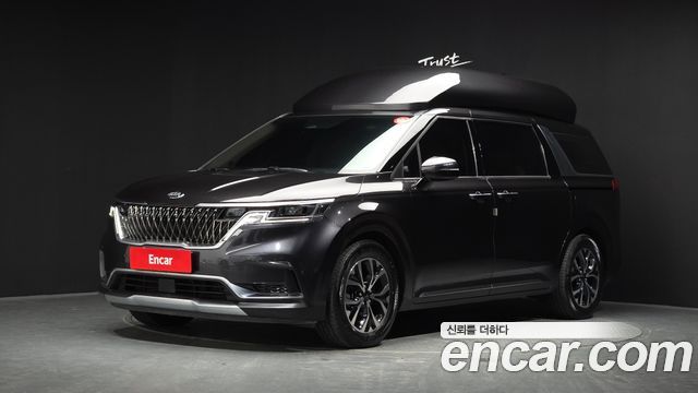 Kia Canival 2021 — photo 1