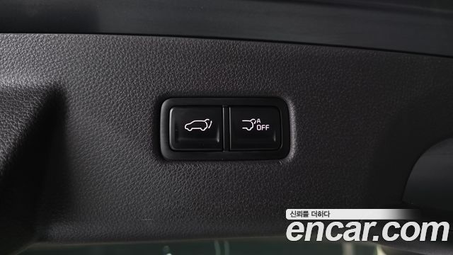 Kia Canival 2021 — photo 27