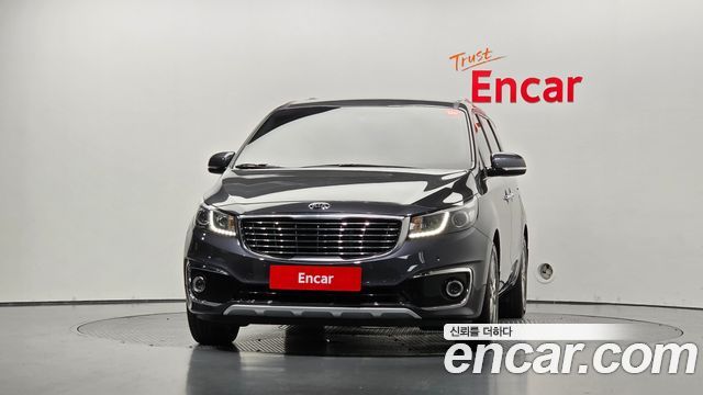 Kia Canival 2018 — photo 3