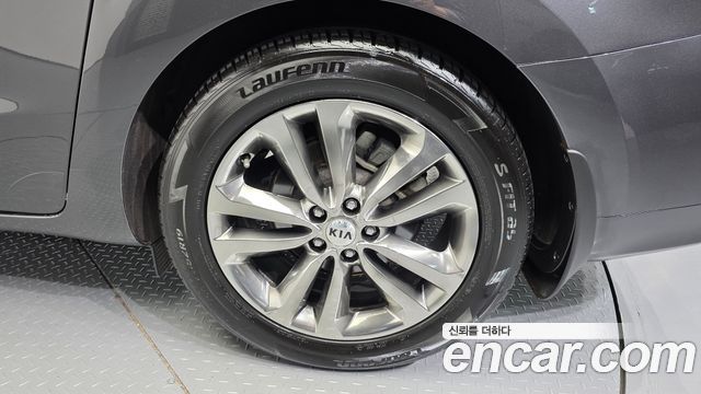 Kia Canival 2018 — photo 5