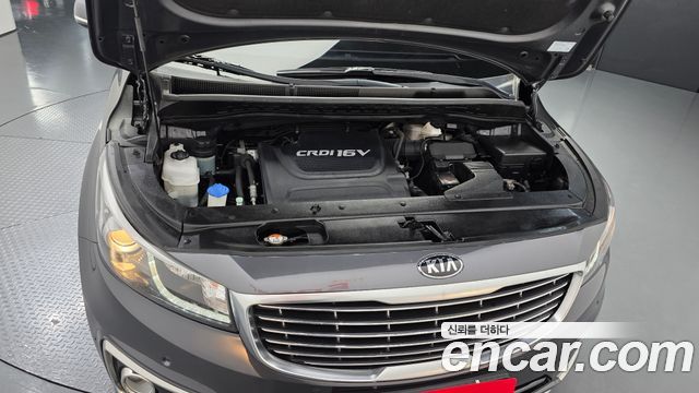 Kia Canival 2018 — photo 6