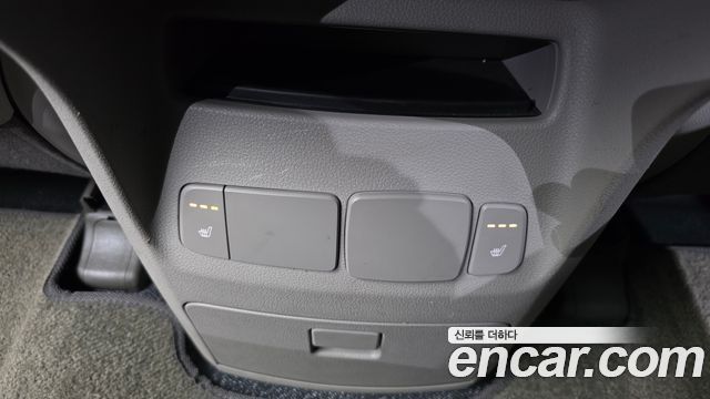 Kia Canival 2018 — photo 23