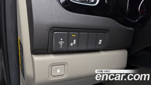 Kia Canival 2018 — photo 24