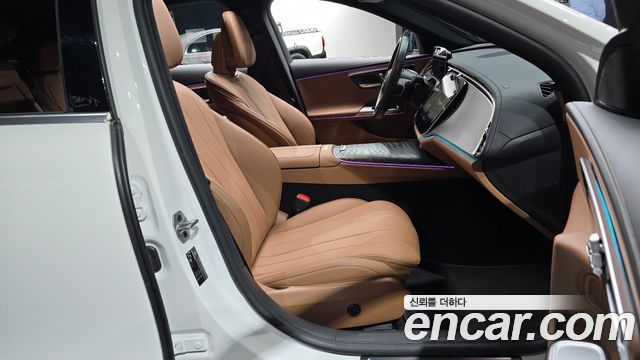 Mercedes-Benz E-Class 2024 — photo 18