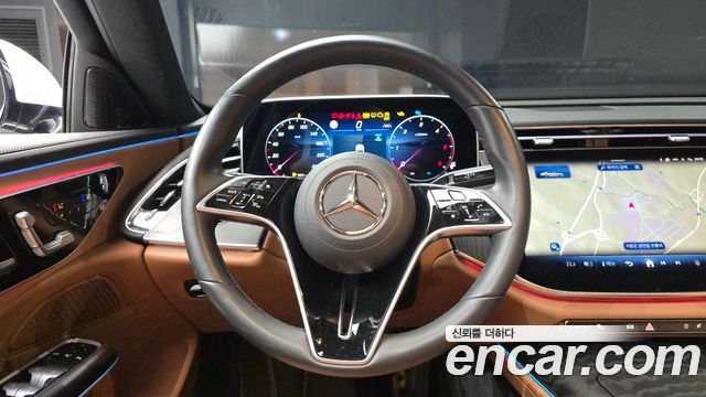 Mercedes-Benz E-Class 2024 — photo 19