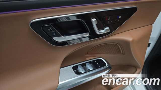 Mercedes-Benz E-Class 2024 — photo 27