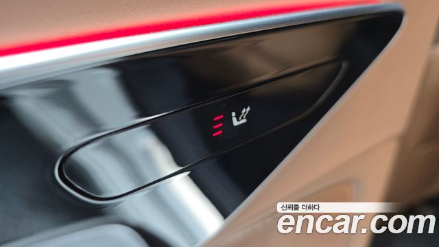 Mercedes-Benz E-Class 2024 — photo 31