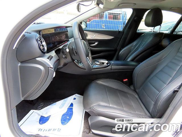 Mercedes-Benz E-Class 2019 — photo 5