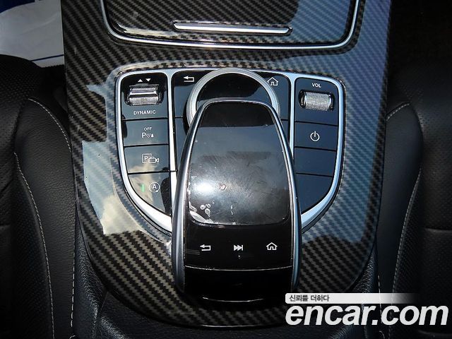 Mercedes-Benz E-Class 2019 — photo 12