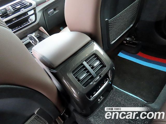 BMW X4 2020 — photo 16