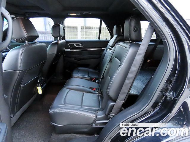 Ford Explorer 2016 — photo 6