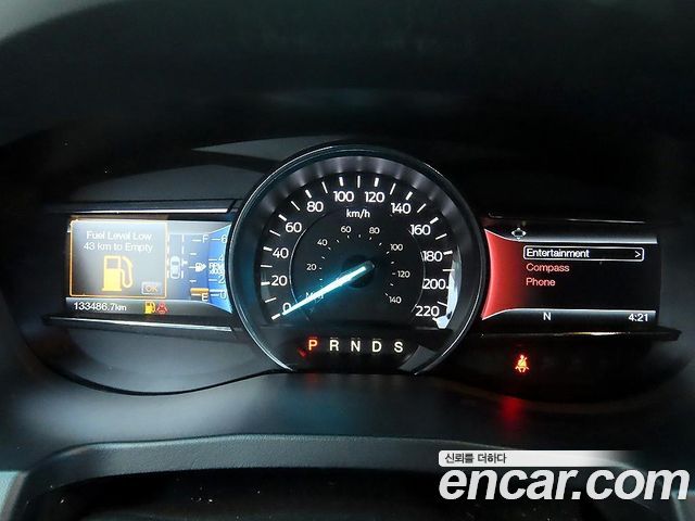 Ford Explorer 2016 — photo 9