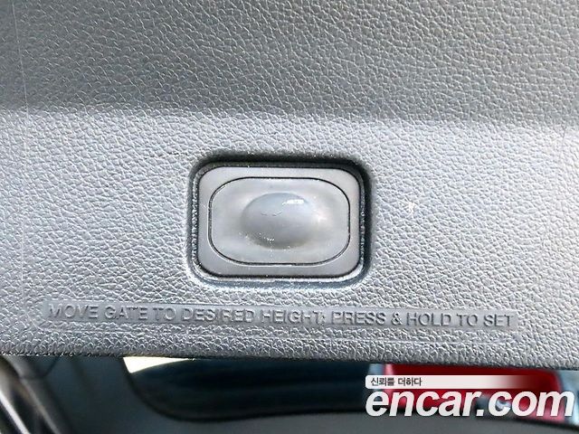Ford Explorer 2016 — photo 16