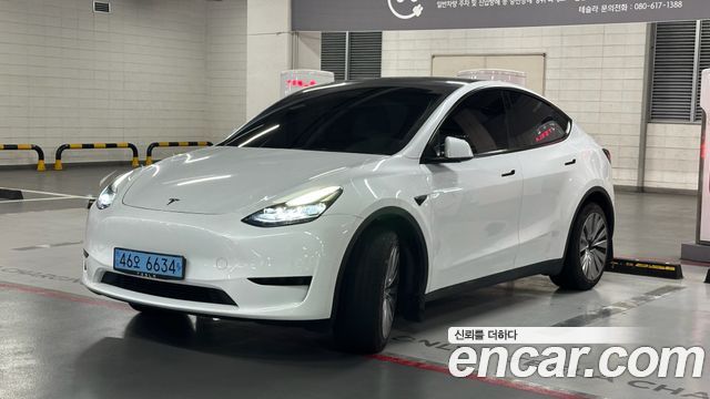 Tesla Model Y 2023 — photo 3