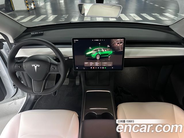 Tesla Model Y 2023 — photo 10