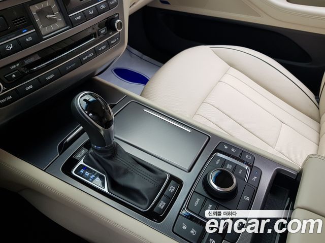 Hyundai Genesis 2015 — photo 13