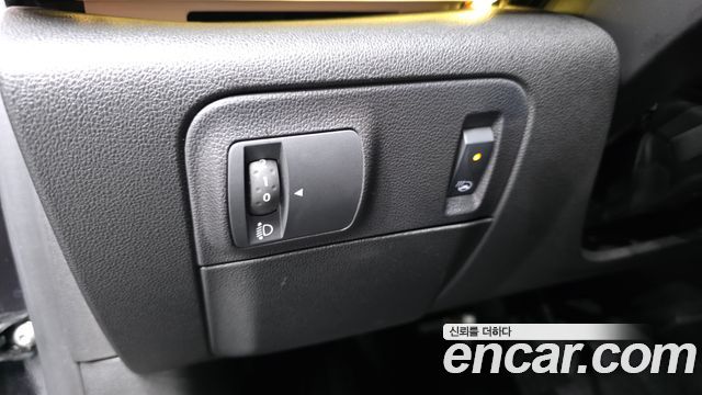 Renault Korea SM6 2017 — photo 28