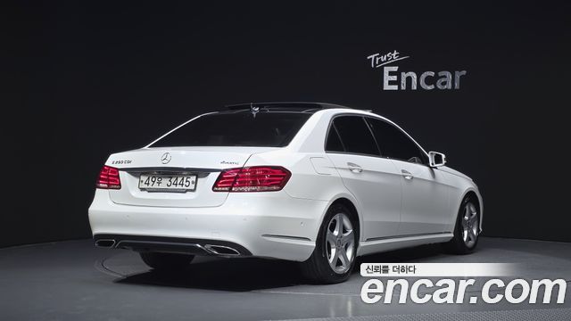 Mercedes-Benz E-Class 2014 — photo 2