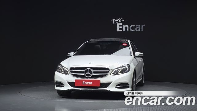 Mercedes-Benz E-Class 2014 — photo 3