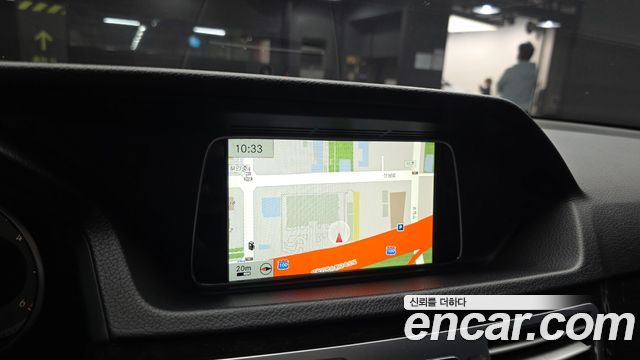 Mercedes-Benz E-Class 2014 — photo 15