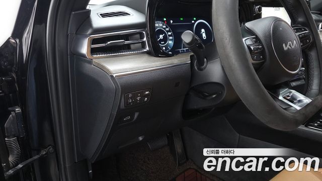 Kia K5 2023 — photo 19