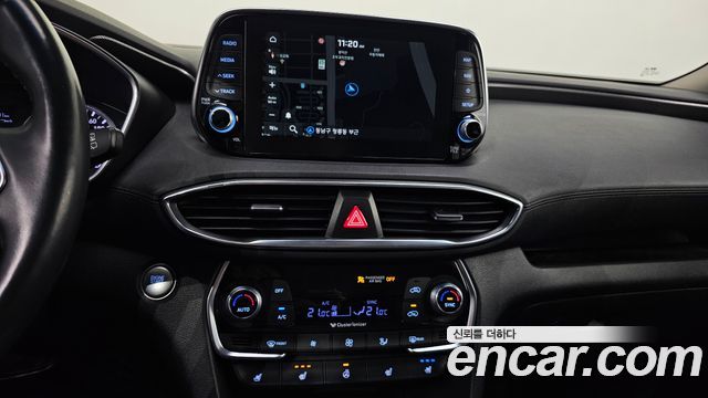Hyundai Santafe 2019 — photo 16