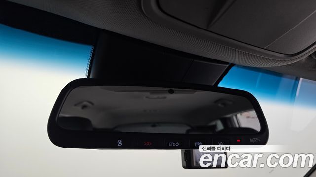 Hyundai Santafe 2019 — photo 18