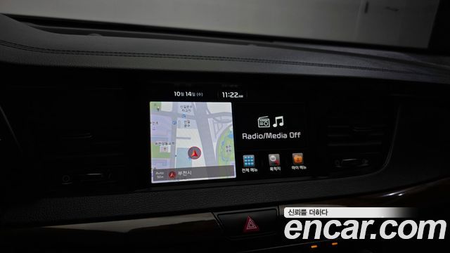 Kia K7 2017 — photo 20