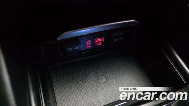 Kia K7 2017 — photo 31