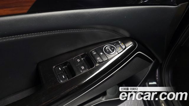 Kia K7 2017 — photo 33