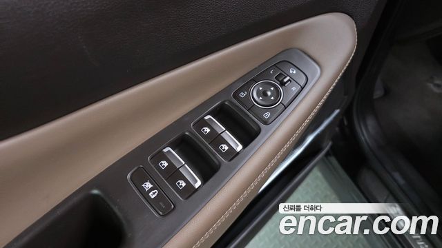 Hyundai Santafe 2020 — photo 35