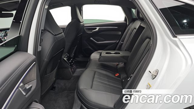 Audi A6 2026 — photo 16